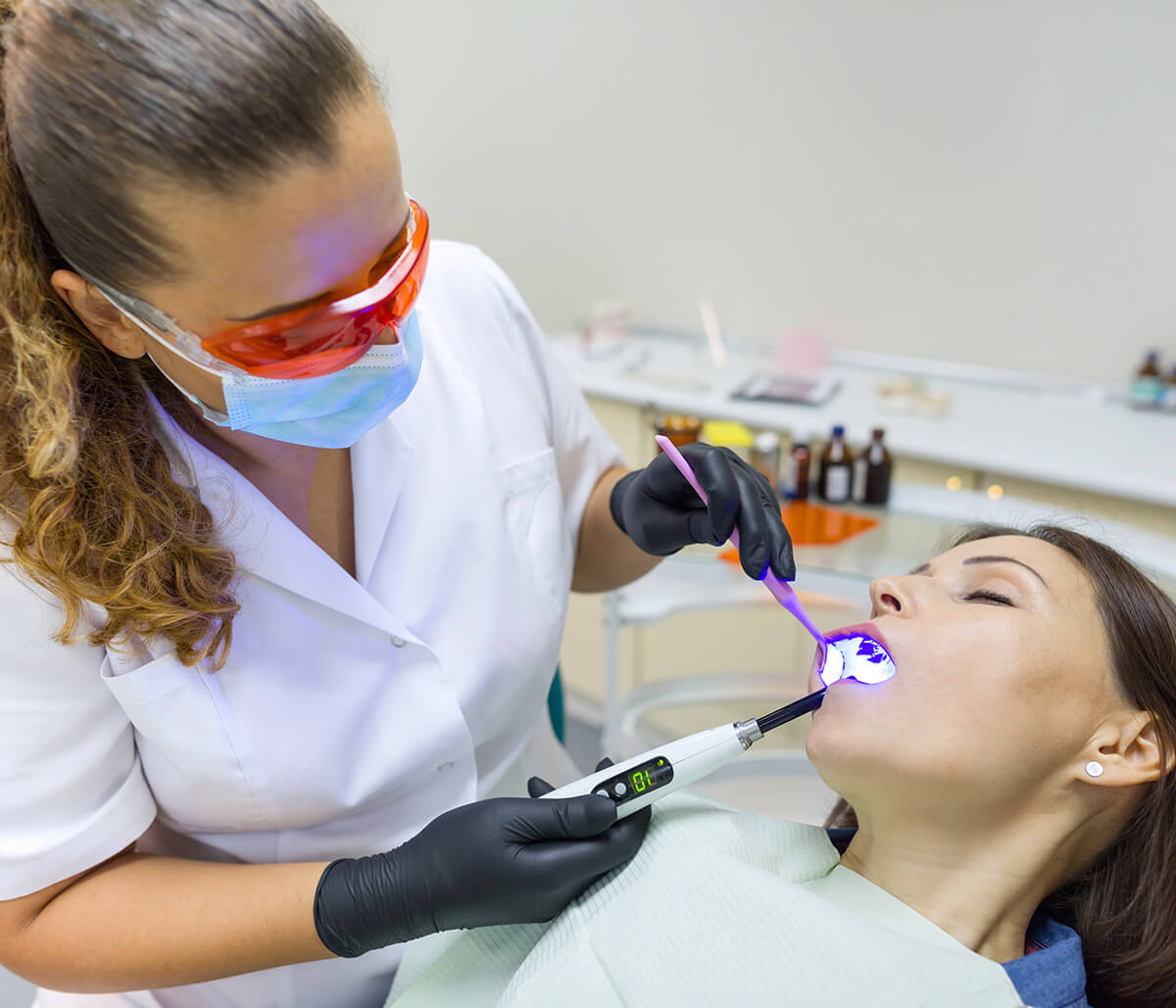 دندانپزشکی بدون درد چگونه است؟ dental anxiety treatment in hamilton